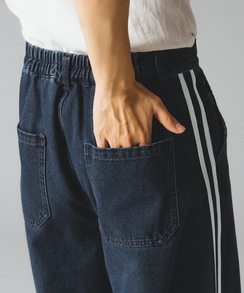 epnok(エプノック)の「トラックデニムワイドパンツ(デニムパンツ・メンズ・インディゴブルー/ブラック・SMALL/MEDIUM/LARGE)」の9枚目の写真