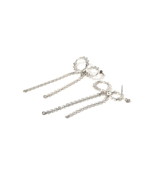 Ray BEAMS（レイビームス）の「Ray BEAMS / アシンメトリー リボン チェーン ピアス（ピアス（両耳用）・レディース・ゴールド/シルバー・ONE SIZE）」の7枚目の写真