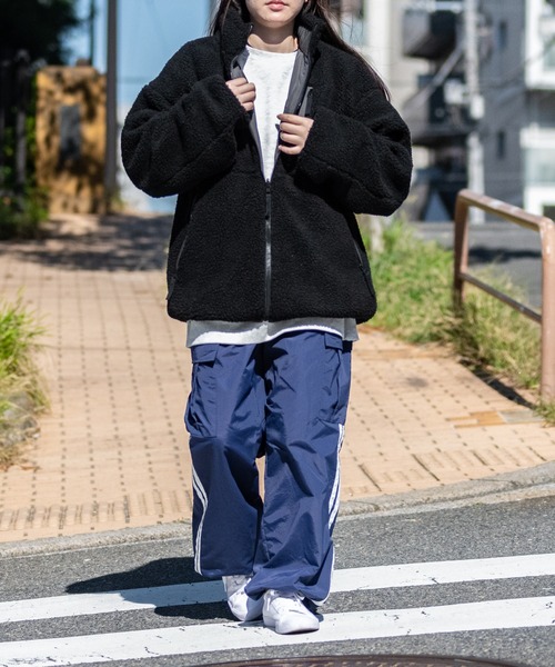 JOHN'S CLOSET(ジョンズクローゼット)の「【13】ナイロン サイドライン カーゴパンツ(カーゴパンツ・メンズ・ブラック/ベージュ/ネイビー・MEDIUM/LARGE)」の7枚目の写真
