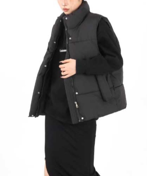 Vipoa（ヴィポア）の「中綿スタンドベスト（ダウンベスト・レディース・アイボリー/ブラック・FREE）」の14枚目の写真