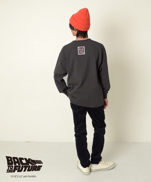 GLAZOS（グラソス）の「【Back to the Future】ヴィンテージ加工天竺袖ロゴTシャツ（その他トップス・キッズ・チャコールグレー/ホワイト・140cm/150cm/160cm/170cm）」の4枚目の写真