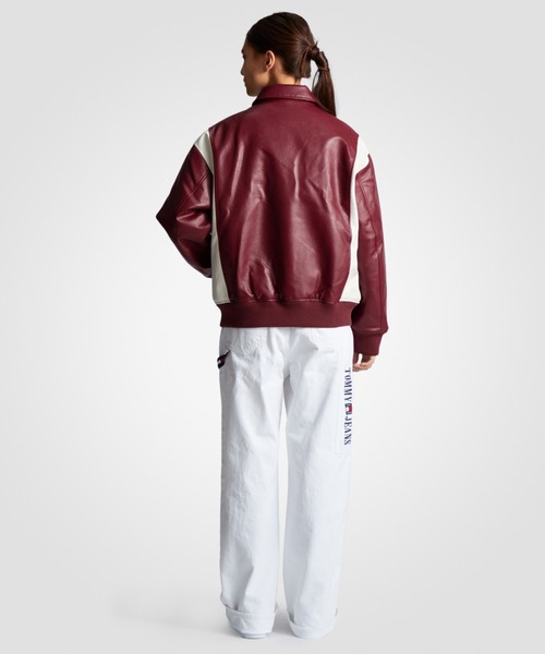tommy jeans（トミー ジーンズ）の「グランジフェイクレザーボンバー