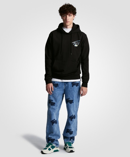 tommy jeans(トミー ジーンズ)の「レギュラーメタリックシグネチャーロゴパーカー(パーカー・メンズ・ブラック/ライトブルー・LARGE/SMALL/X-LARGE/MEDIUM)」の11枚目の写真