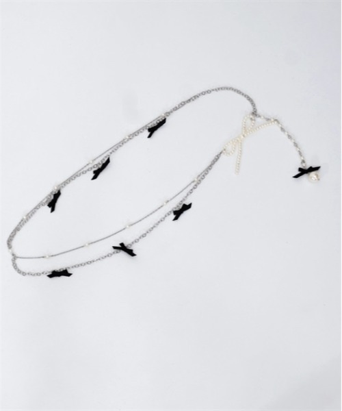 axes femme POETIQUE（アクシーズファムポエティック）の「パールリボンチェーンベルト（ベルト・レディース・ホワイト/ブラック・FREE）」の9枚目の写真