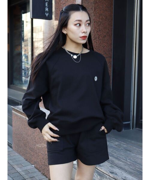 EVRIS（エヴリス）の「SUNNYラグランスウェットセットアップ（スウェット・レディース・アイボリー/ブラック/グレー・FREE）」の10枚目の写真