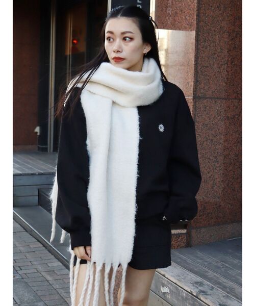 EVRIS（エヴリス）の「SUNNYラグランスウェットセットアップ（スウェット・レディース・アイボリー/ブラック/グレー・FREE）」の13枚目の写真