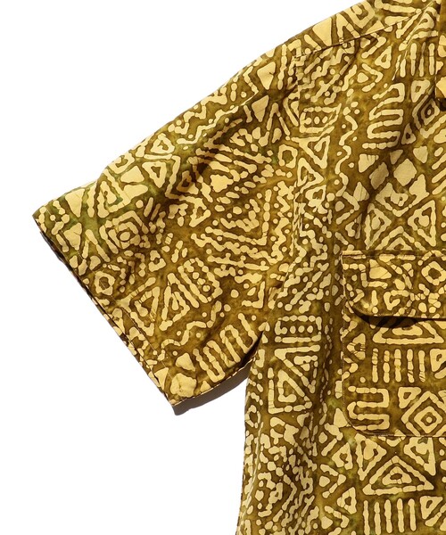 BEAMS PLUS（ビームスプラス）の「BEAMS PLUS / バティックプリント ショートスリーブ オープンカラー シャツ（シャツ/ブラウス・メンズ・ブラウン/イエロー/ブルー・S/M/L/XL）」の15枚目の写真