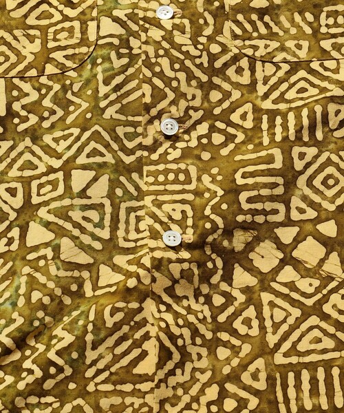 BEAMS PLUS（ビームスプラス）の「BEAMS PLUS / バティックプリント ショートスリーブ オープンカラー シャツ（シャツ/ブラウス・メンズ・ブラウン/イエロー/ブルー・S/M/L/XL）」の18枚目の写真