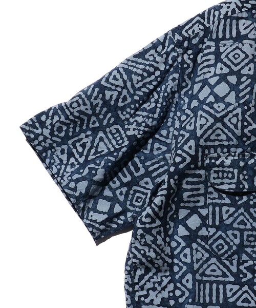 BEAMS PLUS（ビームスプラス）の「BEAMS PLUS / バティックプリント ショートスリーブ オープンカラー シャツ（シャツ/ブラウス・メンズ・ブラウン/イエロー/ブルー・S/M/L/XL）」の21枚目の写真