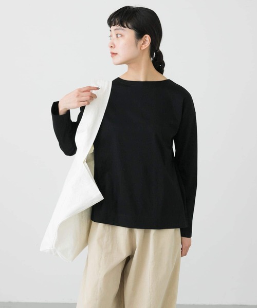 かぐれ（カグレ）の「ボートネックコットンカットソー（Tシャツ
