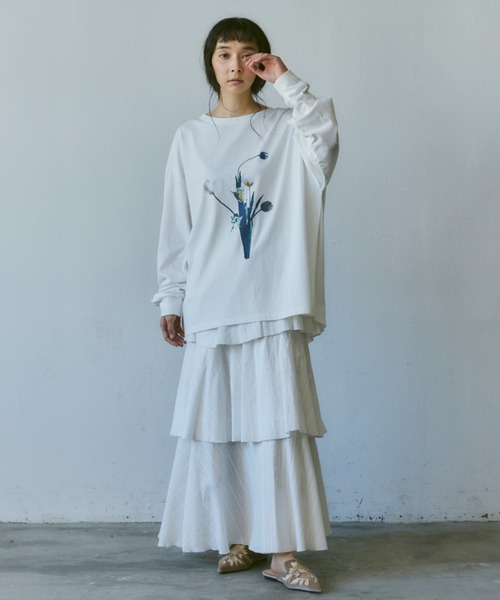 Libra Cue(リブラ キュー)の「フラワープリントロングスリーブカットソー(Tシャツ/カットソー・レディース・ホワイト/ブラック・FREE)」の7枚目の写真