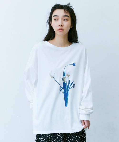 Libra Cue(リブラ キュー)の「フラワープリントロングスリーブカットソー(Tシャツ/カットソー・レディース・ホワイト/ブラック・FREE)」の8枚目の写真