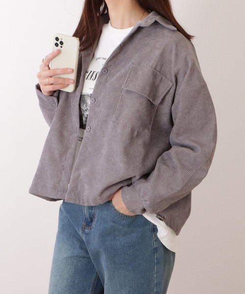 Lace Ladies(レースレディース)の「ボリューム袖 コーデュロイ ショート ボタン シャツ(シャツ/ブラウス・レディース・ブラック/モカ/グレー・FREE)」の2枚目の写真