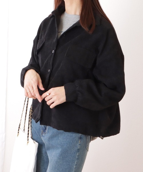 Lace Ladies(レースレディース)の「ボリューム袖 コーデュロイ ショート ボタン シャツ(シャツ/ブラウス・レディース・ブラック/モカ/グレー・FREE)」の8枚目の写真