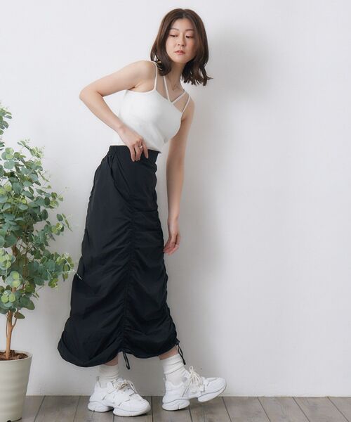 RETRO GIRL(レトロガール)の「カップ付キャミ(キャミソール・レディース・ブラック/オフホワイト/ブラック系その他3/ブルー/イエロー/レッド・FREE)」の20枚目の写真