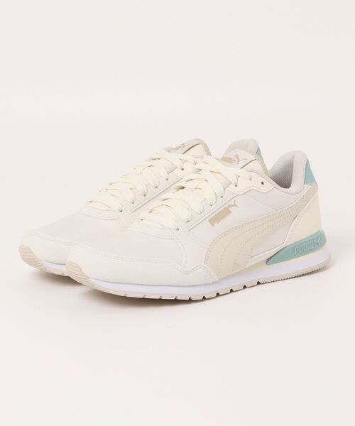 PUMA(プーマ)の「PUMA プーマ ST RUNNER V3 NL BG レディーススニーカー(STランナーV3NLBG) 384901(スニーカー・レディース・ブルー系その他/ベージュ/ブラック/ブラック×グレー/アイボリー/ベージュ系その他・23.0cm/25.0cm/24.5cm/24.0cm/23.5cm/22.5cm)」の4枚目の写真