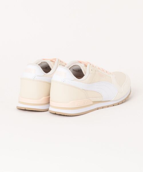 PUMA(プーマ)の「PUMA プーマ ST RUNNER V3 NL BG レディーススニーカー(STランナーV3NLBG) 384901(スニーカー・レディース・ブルー系その他/ベージュ/ブラック/ブラック×グレー/アイボリー/ベージュ系その他・23.0cm/25.0cm/24.5cm/24.0cm/23.5cm/22.5cm)」の7枚目の写真