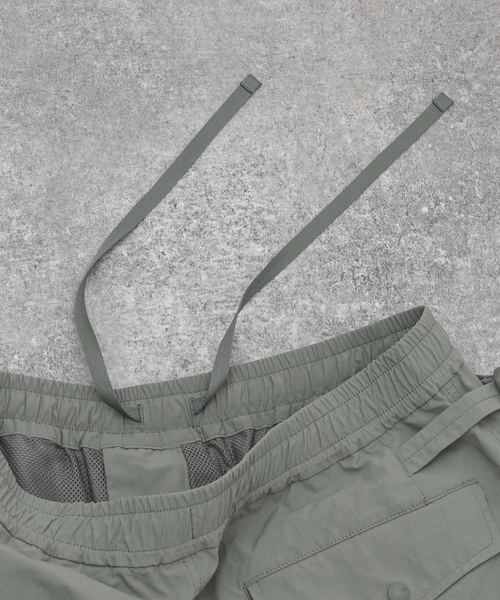 DAIWA PIER39（ダイワピア39）の「DAIWA PIER39 TECH PARACHUTE PANTS BP-55024（カーゴパンツ・メンズ・ブラック/グレー・SMALL/MEDIUM）」の19枚目の写真
