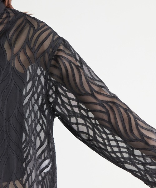 ROPE' PICNIC（ロペピクニック）の「バックスリットジャガードシャツ（シャツ/ブラウス・レディース・キナリ/ブラック・38）」の6枚目の写真