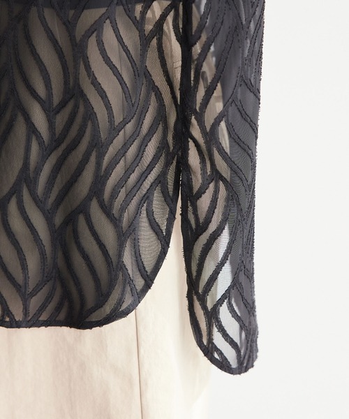 ROPE' PICNIC（ロペピクニック）の「バックスリットジャガードシャツ（シャツ/ブラウス・レディース・キナリ/ブラック・38）」の7枚目の写真