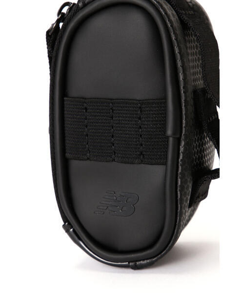 New Balance Golf（ニューバランスゴルフ）の「【new balance golf】2pcs対応 マットPU×エンボスPU ボールホルダー (UNISEX WORLD)（ゴルフグッズ・メンズ・ホワイト/ブラック・フリー）」の11枚目の写真