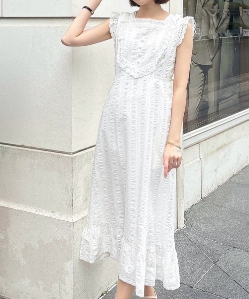 an another angelus（アンアナザーアンジェラス）の「レース使いコットンリップルナローワンピース/ananotherangelus（ワンピース・レディース・ブラック/オフホワイト・FREE）」の2枚目の写真