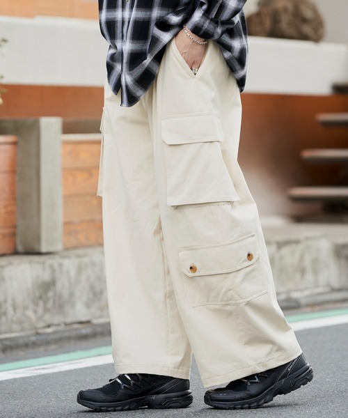 PUBLUX(パブリュクス)の「PUBLUX/パブリュクス ルーズカーゴワイドパンツ/ユニセックス(限定展開)(カーゴパンツ・メンズ・ブラック/インディゴブルー/ナチュラル/オリーブ・SMALL/LARGE/MEDIUM)」の3枚目の写真