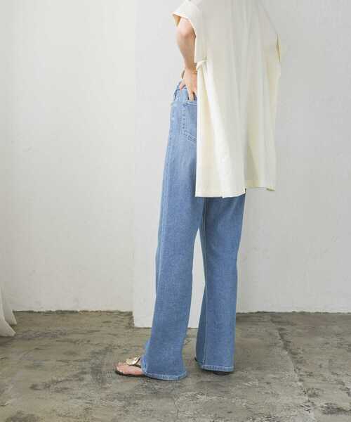 URBAN RESEARCH（アーバンリサーチ）の「綿麻デニムセミフレアパンツ（デニムパンツ・レディース・ライトブルー/インディゴブルー・38/36/34）」の19枚目の写真