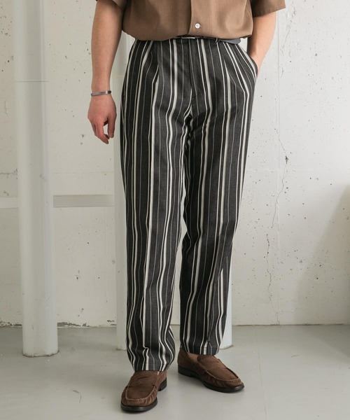 URBAN RESEARCH ROSSO MEN(アーバンリサーチロッソメン)の「ランダムストライプタックパンツ(その他パンツ・メンズ・ブラック/ブラウン・MEDIUM/LARGE)」の14枚目の写真