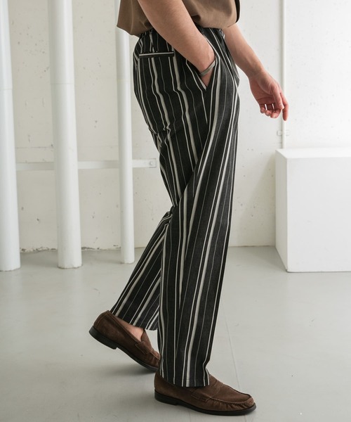 URBAN RESEARCH ROSSO MEN(アーバンリサーチロッソメン)の「ランダムストライプタックパンツ(その他パンツ・メンズ・ブラック/ブラウン・MEDIUM/LARGE)」の19枚目の写真