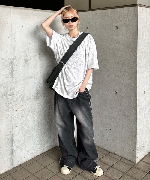 sedacle（セダクル）の「加工入りラインストーンTシャツ（Tシャツ/カットソー・メンズ・オフホワイト/チャコールグレー/ブラック・SMALL/MEDIUM/LARGE）」の7枚目の写真