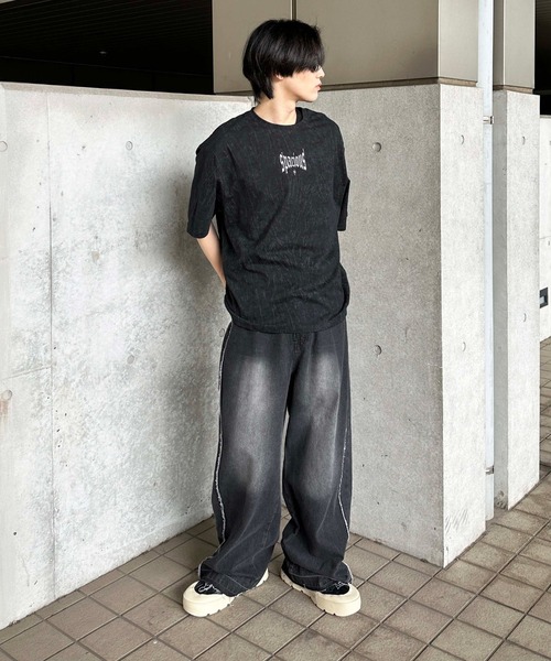 sedacle（セダクル）の「加工入りラインストーンTシャツ（Tシャツ/カットソー・メンズ・オフホワイト/チャコールグレー/ブラック・SMALL/MEDIUM/LARGE）」の4枚目の写真