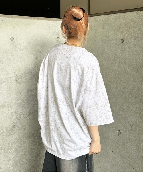 sedacle（セダクル）の「加工入りラインストーンTシャツ（Tシャツ/カットソー・メンズ・オフホワイト/チャコールグレー/ブラック・SMALL/MEDIUM/LARGE）」の9枚目の写真