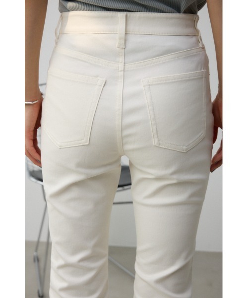 AZUL by moussy（アズールバイマウジー）の「センタースリットカラーフレアパンツ（その他パンツ・レディース・ベージュ/ライトパープル/オフホワイト/ブラック・SMALL/MEDIUM）」の12枚目の写真