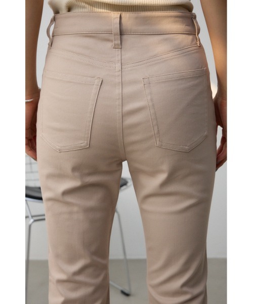 AZUL by moussy（アズールバイマウジー）の「センタースリットカラーフレアパンツ（その他パンツ・レディース・ベージュ/ライトパープル/オフホワイト/ブラック・SMALL/MEDIUM）」の22枚目の写真