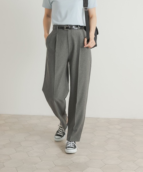 URBAN RESEARCH DOORS（アーバンリサーチドアーズ）の「『UR TECH DRYLUXE』センタープレスパンツ（その他パンツ・レディース・カーキ/チャコールグレー・SMALL/MEDIUM）」の16枚目の写真