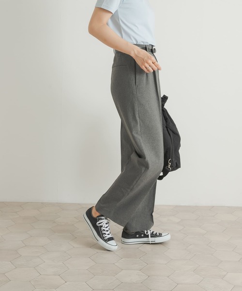 URBAN RESEARCH DOORS（アーバンリサーチドアーズ）の「『UR TECH DRYLUXE』センタープレスパンツ（その他パンツ・レディース・カーキ/チャコールグレー・SMALL/MEDIUM）」の21枚目の写真