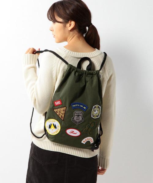 coen(コーエン)の「ワッペンナップサック(バックパック/リュック・レディース・オリーブ/ネイビー・フリー)」の2枚目の写真