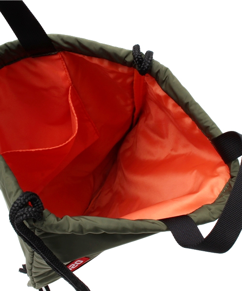 coen(コーエン)の「ワッペンナップサック(バックパック/リュック・レディース・オリーブ/ネイビー・フリー)」の4枚目の写真