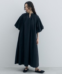 PERNA（ペルナ）の「ハーフスリーブギャザーワンピース