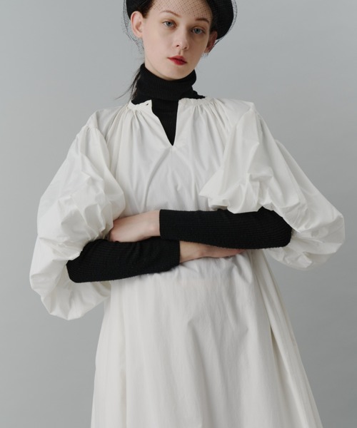 ハーフスリーブギャザーワンピース（ワンピース）｜PERNA（ペルナ）の