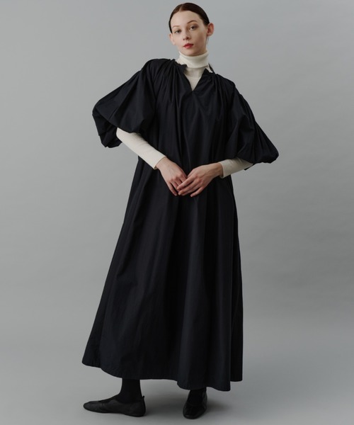 ハーフスリーブギャザーワンピース（ワンピース）｜PERNA（ペルナ）の