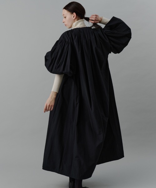 ハーフスリーブギャザーワンピース（ワンピース）｜PERNA（ペルナ）の