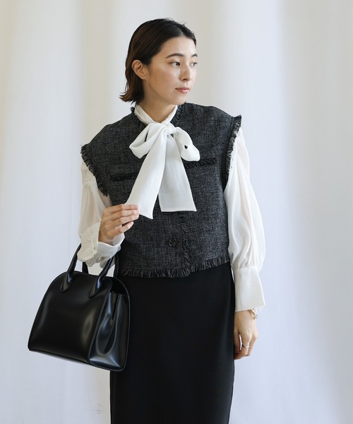 select MOCA（セレクトモカ）の「【セレモニー】前後2WAYボウタイシアーブラウス（シャツ/ブラウス・レディース・オフホワイト/ブラック/ベージュ・LARGE/MEDIUM）」の12枚目の写真