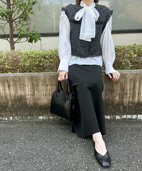 select MOCA（セレクトモカ）の「【セレモニー】前後2WAYボウタイシアーブラウス（シャツ/ブラウス・レディース・オフホワイト/ブラック/ベージュ・LARGE/MEDIUM）」の8枚目の写真