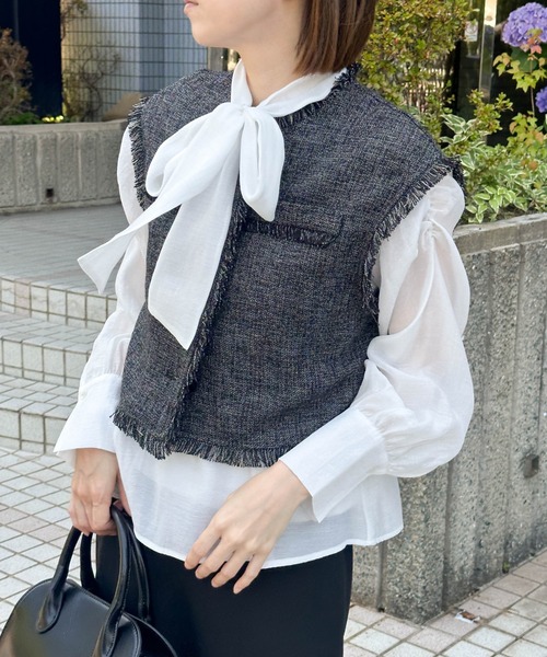 select MOCA（セレクトモカ）の「【セレモニー】前後2WAYボウタイシアーブラウス（シャツ/ブラウス・レディース・オフホワイト/ブラック/ベージュ・LARGE/MEDIUM）」の7枚目の写真