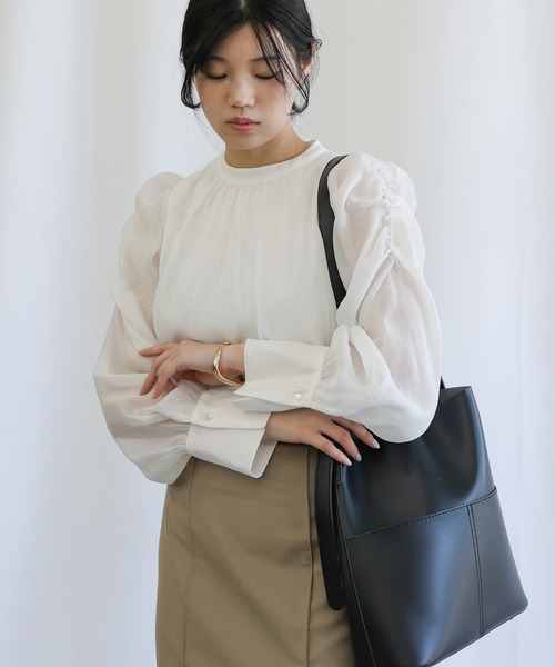 select MOCA（セレクトモカ）の「【セレモニー】前後2WAYボウタイシアーブラウス（シャツ/ブラウス・レディース・オフホワイト/ブラック/ベージュ・LARGE/MEDIUM）」の14枚目の写真