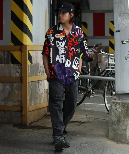 VISION STREET WEAR（ヴィジョンストリートウェア）の「【VISION STREET WEAR/ヴィジョンストリートウェア】ワードストームパターン リラックス ショートスリーブ総柄オープンカラーシャツ（シャツ/ブラウス・メンズ・ホワイト/ブラック・L/M/LL）」の15枚目の写真