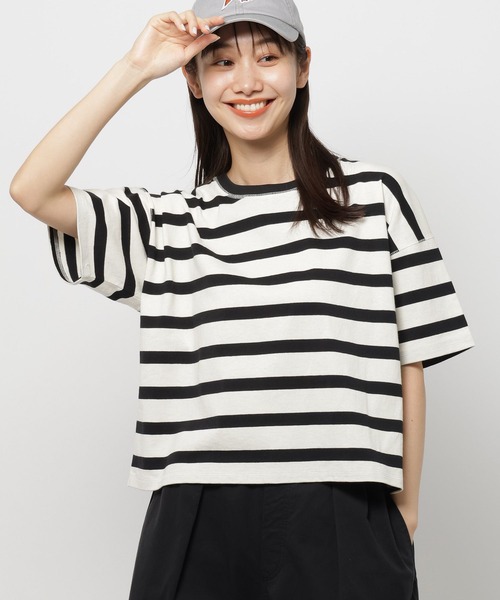 niko and...（ニコアンド）の「バックステッチベーシックTシャツ（Tシャツ/カットソー・レディース・ホワイト/ブラック/ピンク/ブルー/オフホワイト/ライトグリーン・MEDIUM/SHORT）」の2枚目の写真