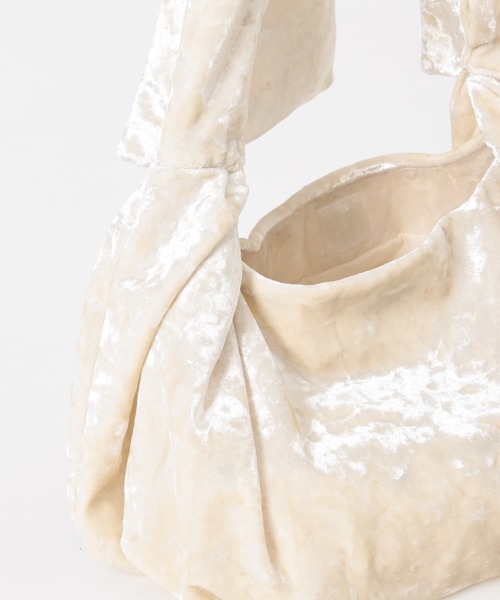 SMELLY（スメリー）の「ベロアリボンバッグ（ハンドバッグ・レディース・グレー/ベージュ/ブラック・-）」の6枚目の写真